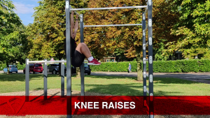 knee raises addominali alla sbarra