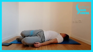 esercizi stretching schiena